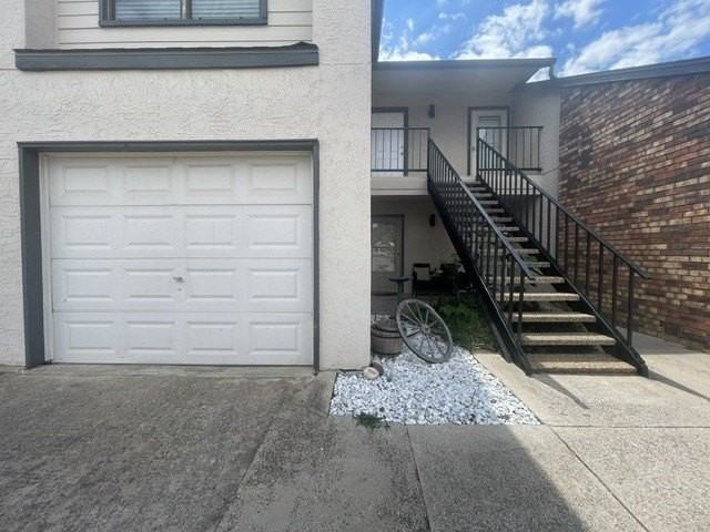 835 W Harwood Rd #C - Photo 2 of 21