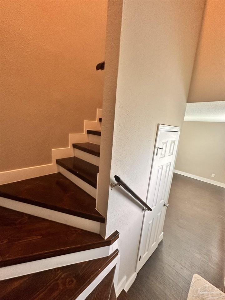 980 W Zarragossa St - Photo 7 of 12