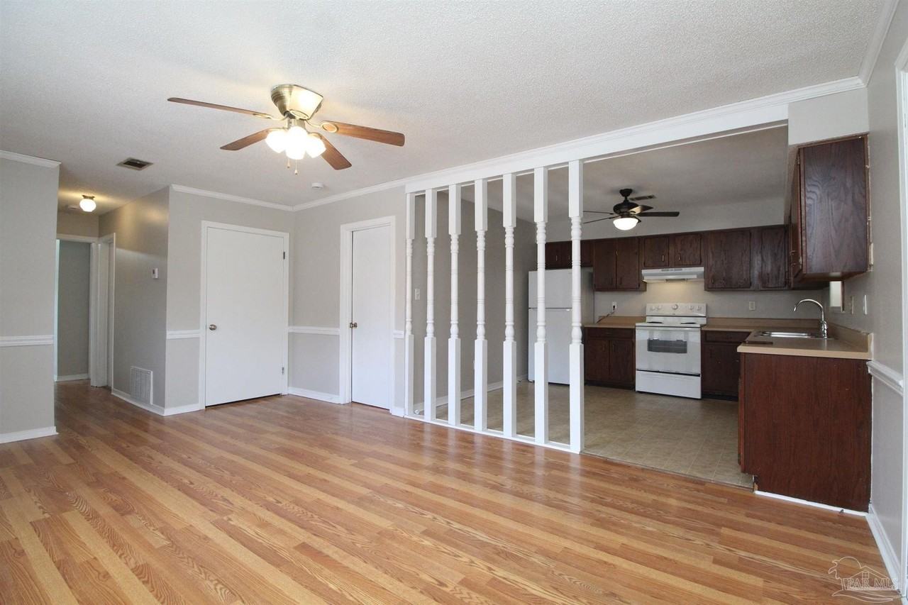 4630 Bellview Ave #B - Photo 3 of 18