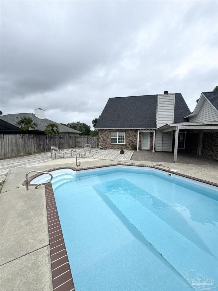 3019 Keats Dr - Photo 5 of 47