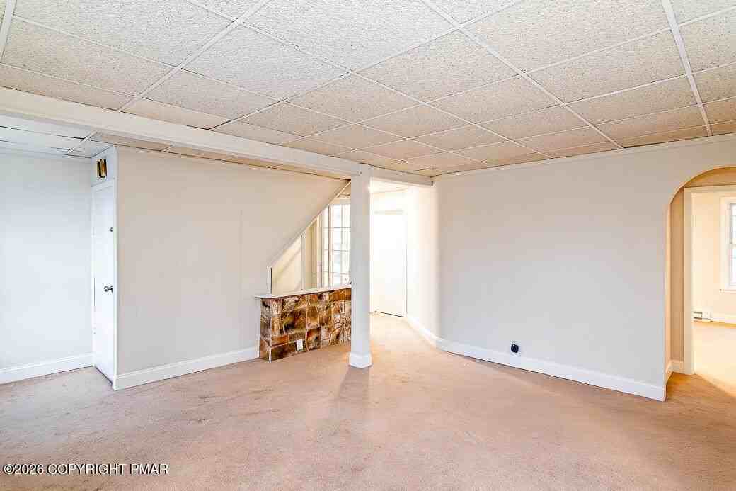 125 Front St #A - Photo 5 of 13