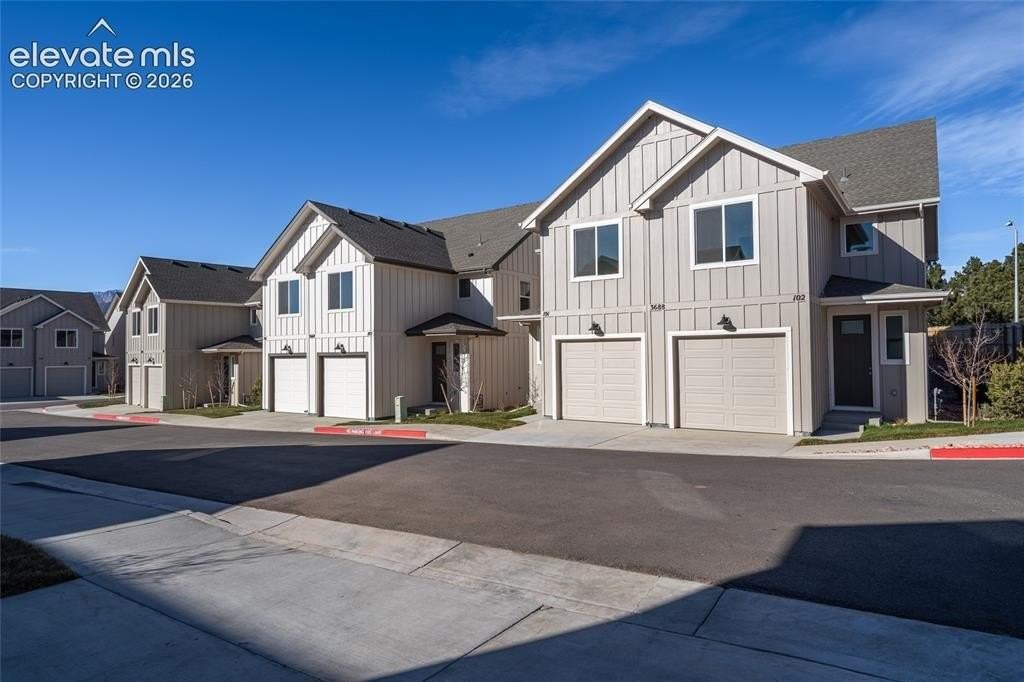 1518 Tyram Grv - Photo 2 of 23