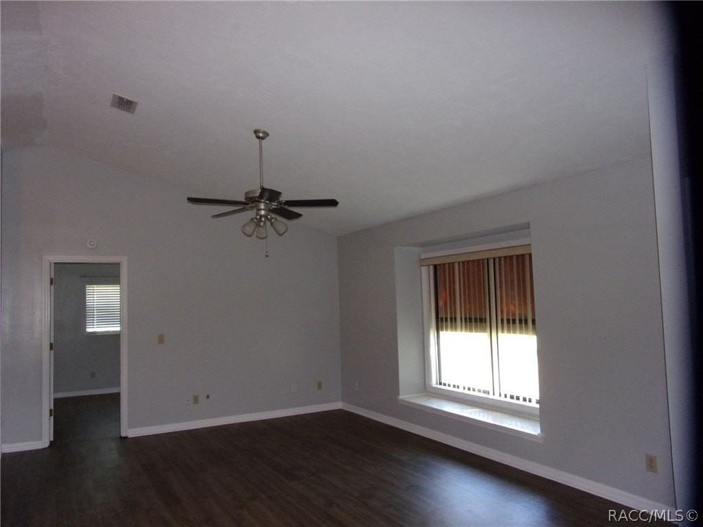 721 S Apopka Ave - Photo 2 of 10