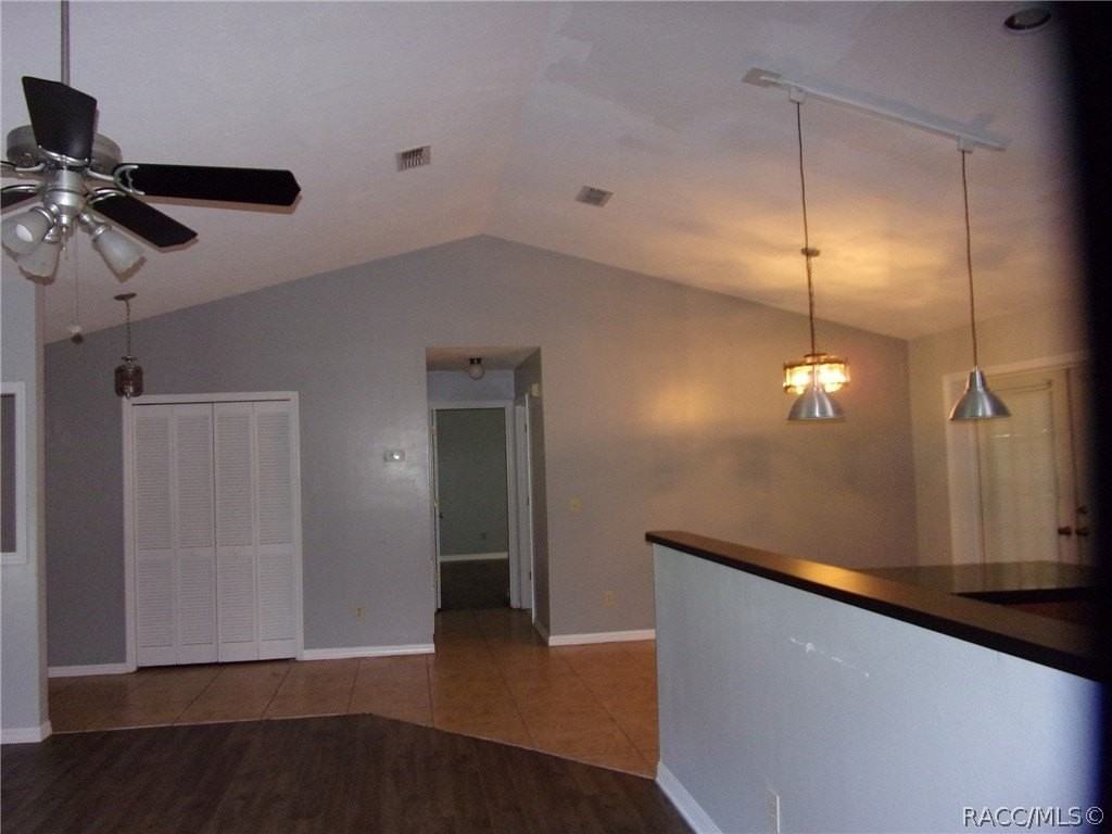 721 S Apopka Ave - Photo 4 of 10