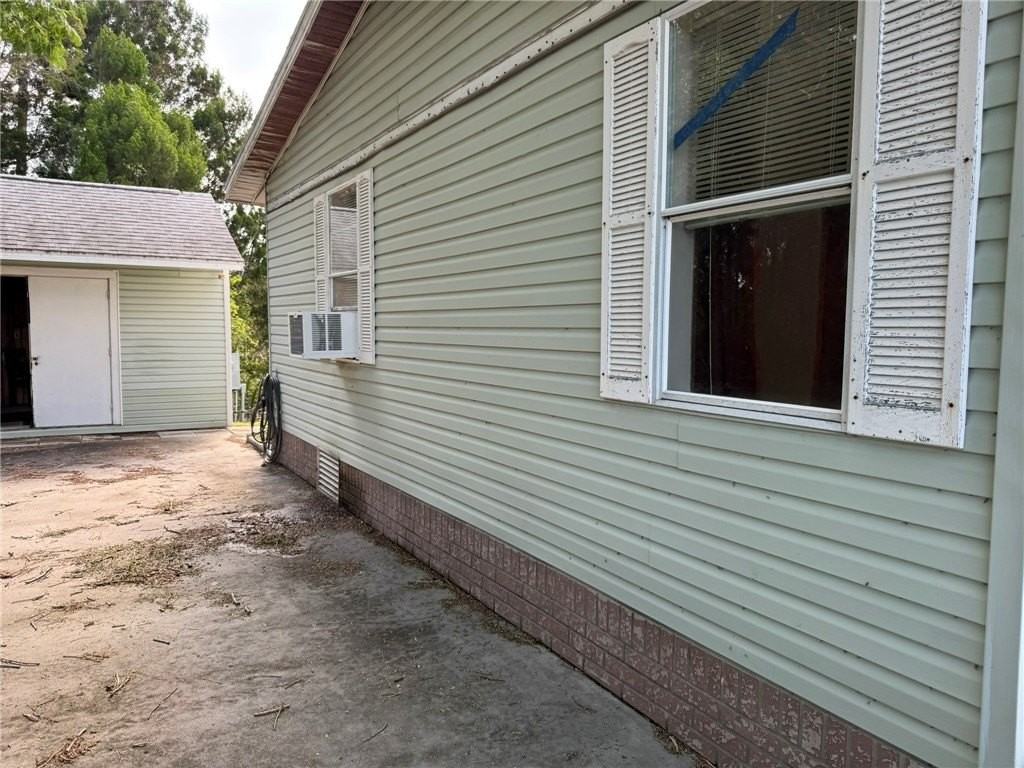 829 High St - Photo 3 of 23