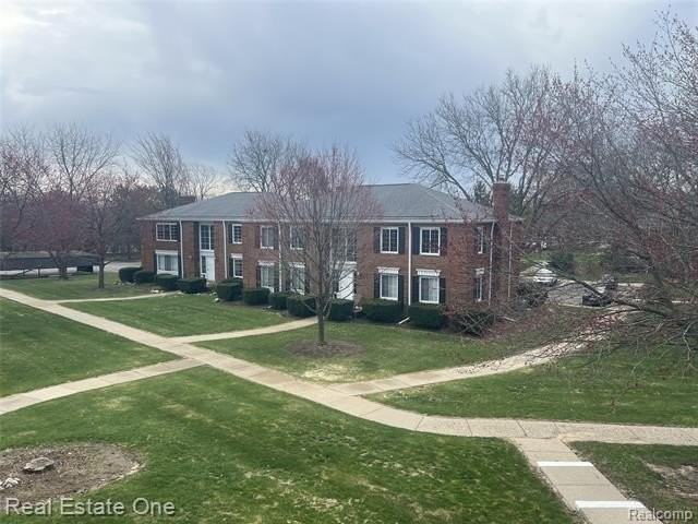 780 E Fox Hills Dr - Photo 4 of 20