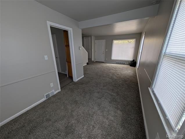 8284 Schaefer Hwy - Photo 5 of 12