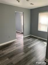 15843 Mcguire St - Photo 6 of 12