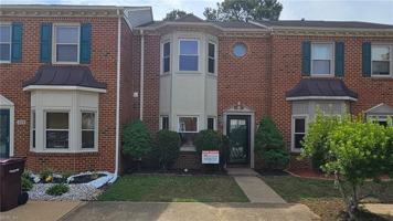 featured image of 627 Creekside Ct