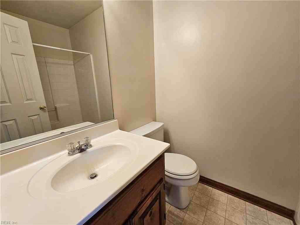 627 Creekside Ct - Photo 4 of 23
