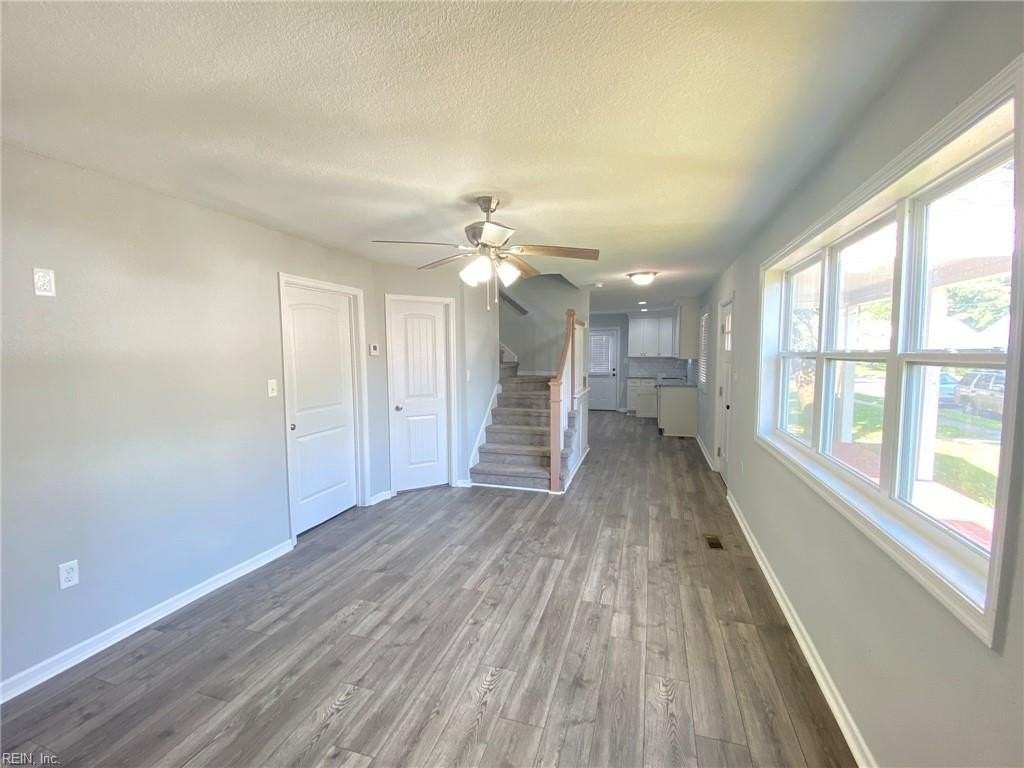 3509 Floyd St - Photo 6 of 29