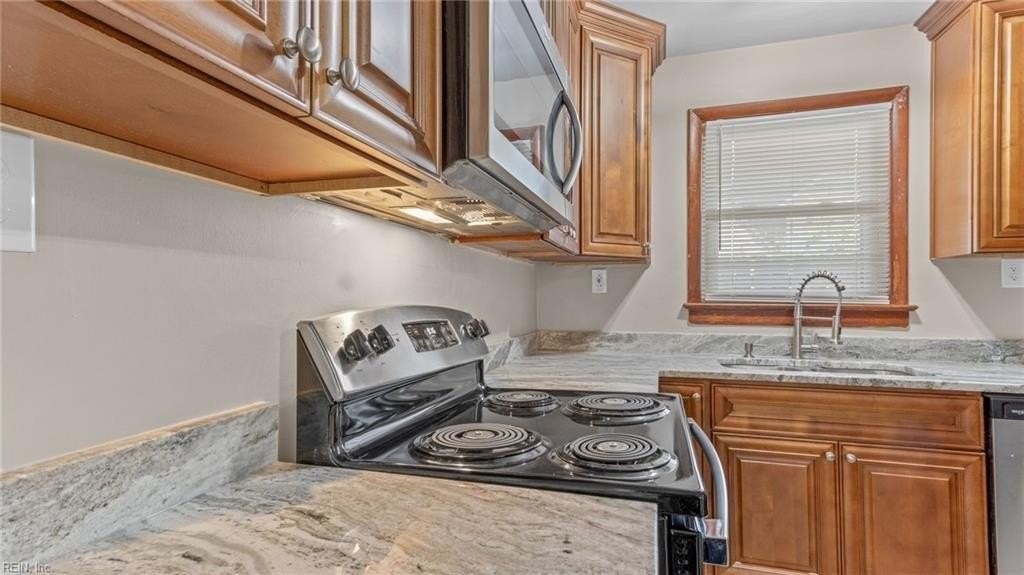 9103 Hammett Ave #B - Photo 5 of 17