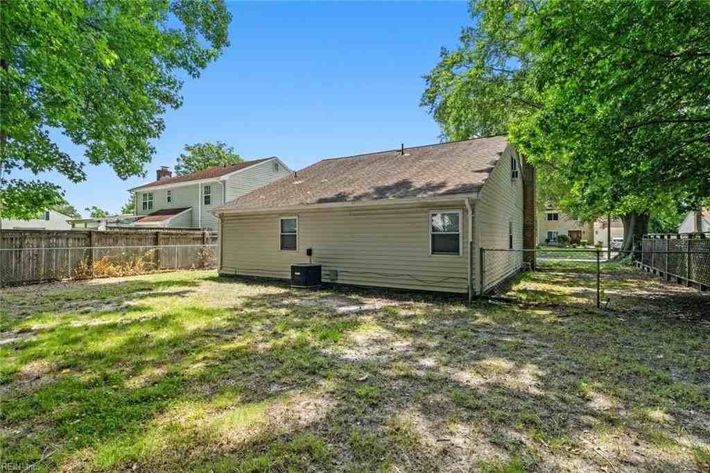 4117 Rainbow Dr - Photo 3 of 37