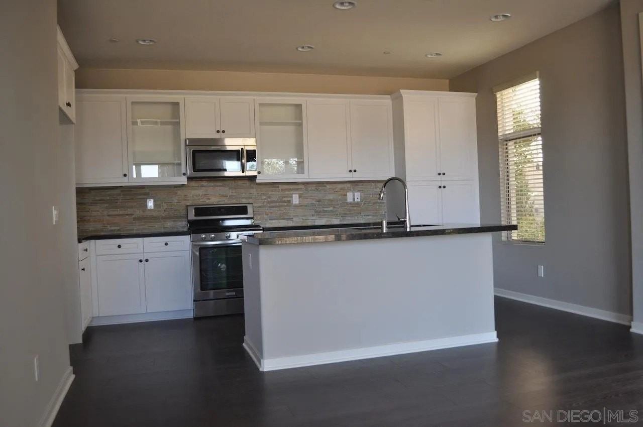 7877 Altana Way - Photo 4 of 15