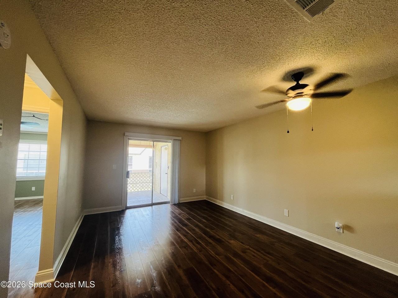 2963 Sir Hamilton Cir #8 - Photo 6 of 12