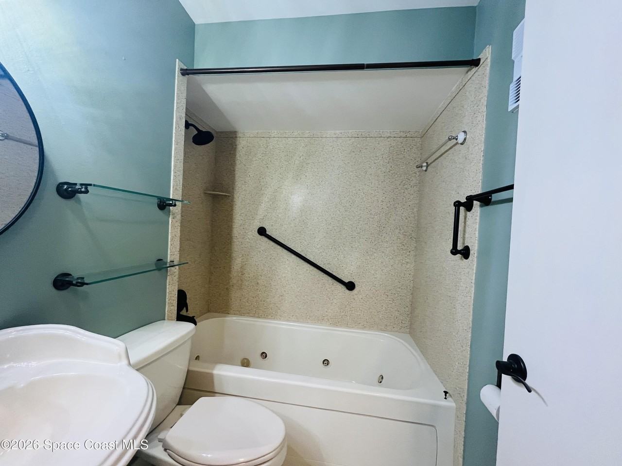 2963 Sir Hamilton Cir #8 - Photo 7 of 12
