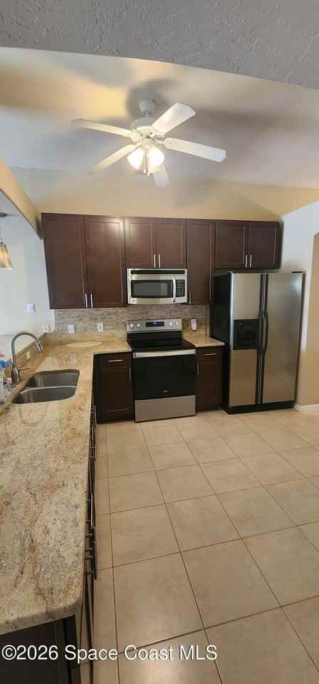 3800 Sunbeam Ct - Photo 6 of 29