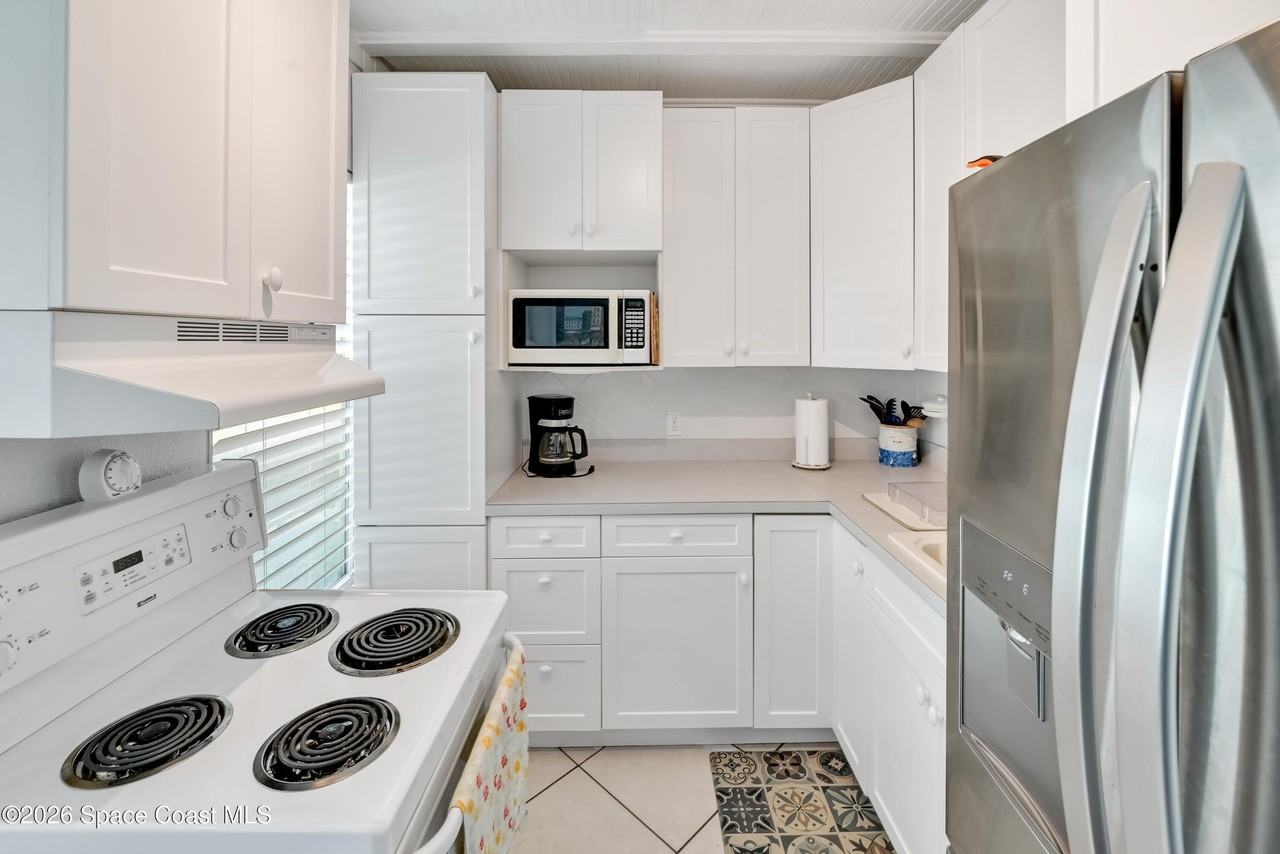 1365 S Atlantic Ave #3B - Photo 6 of 17