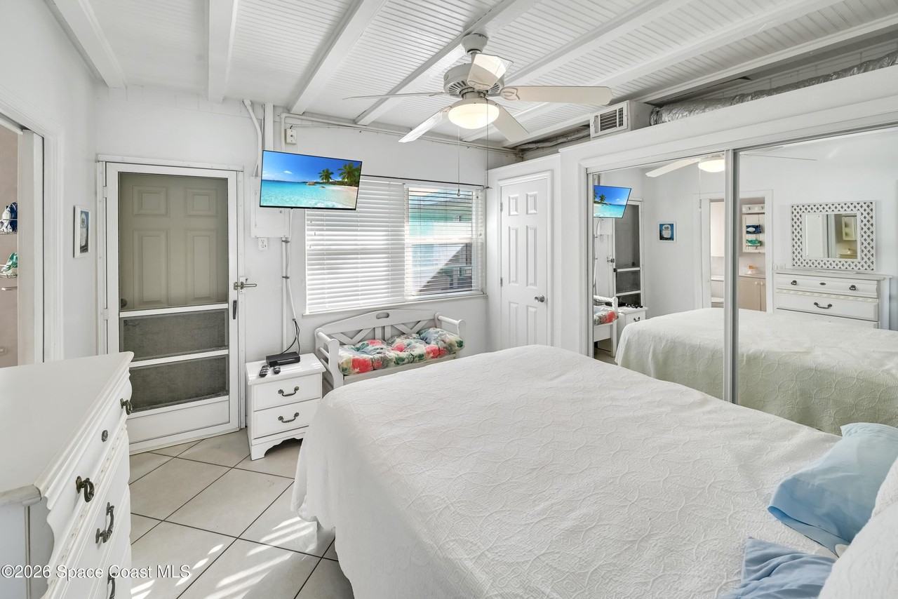 1365 S Atlantic Ave #3B - Photo 7 of 17