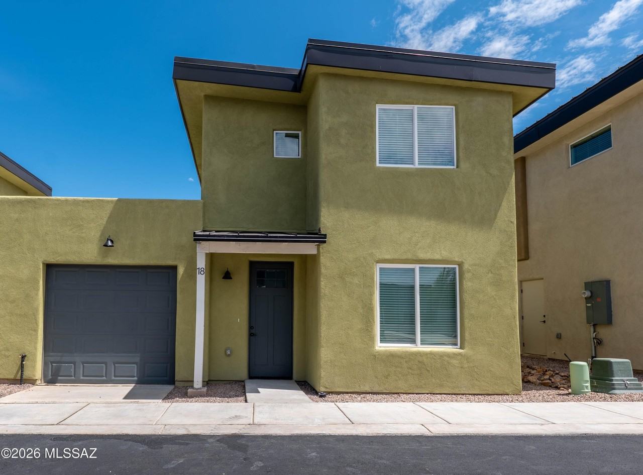 1300 N Rook Ave #18