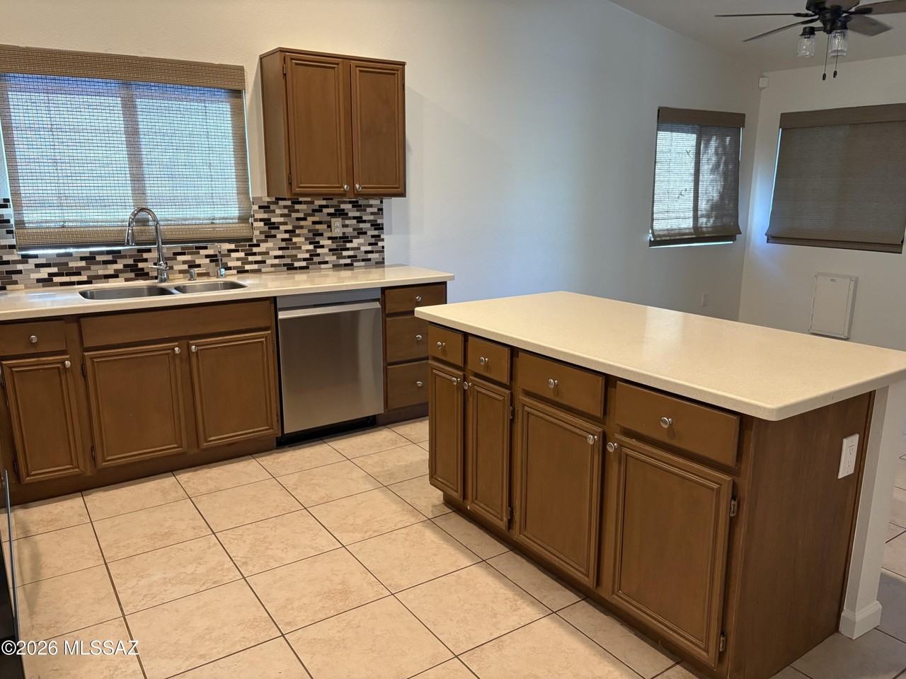 4805 W Bayberry St - Photo 5 of 29