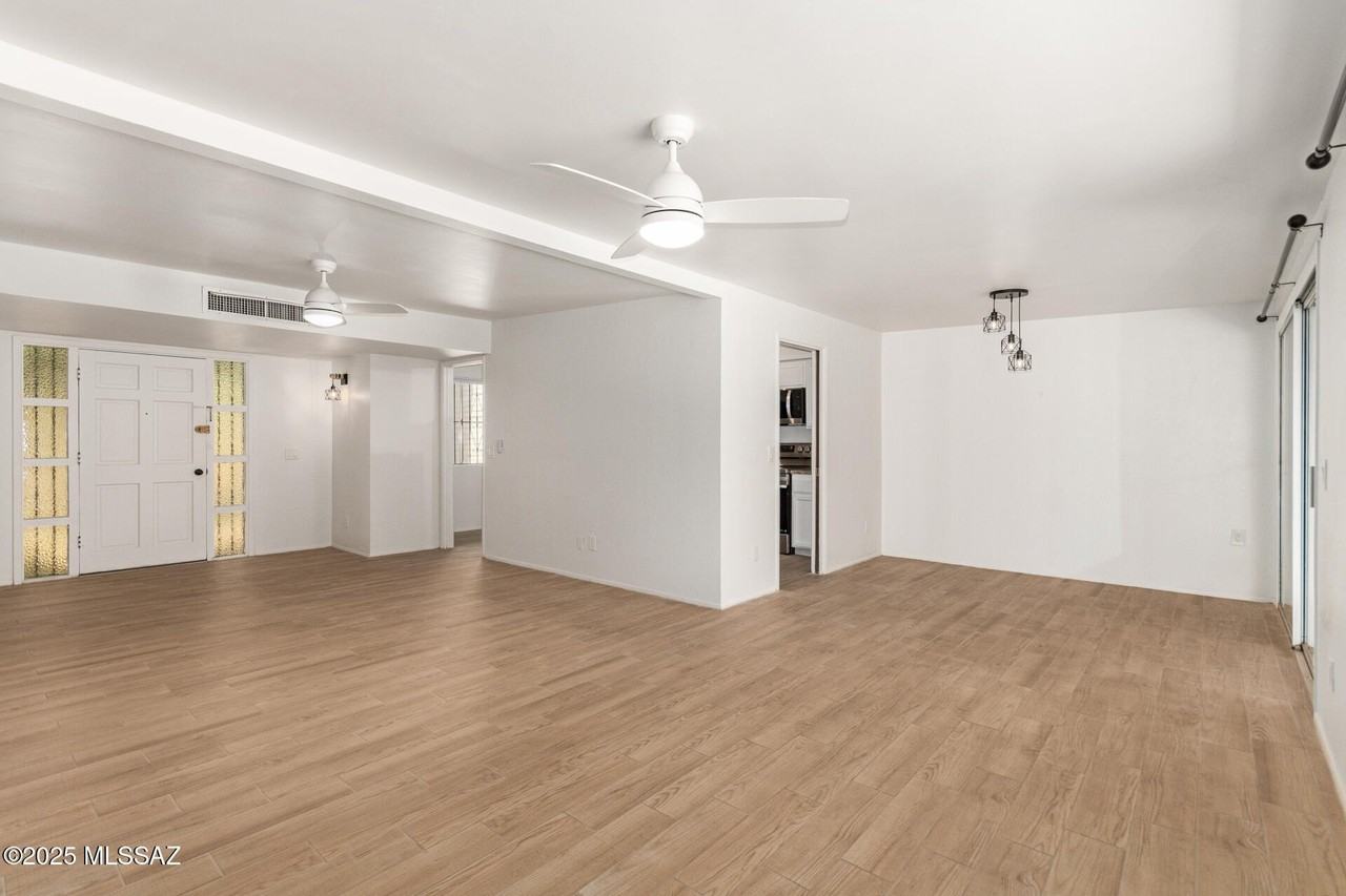 6 E Madrid Dr - Photo 6 of 26