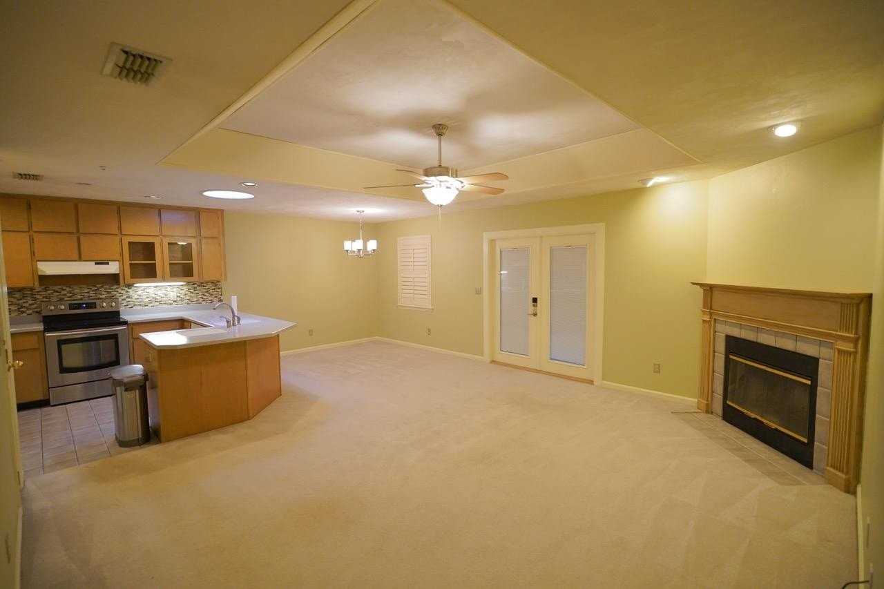 4424 Stratfordshire Ct - Photo 2 of 30