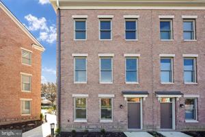featured image of 945 Sycamore Dr Se