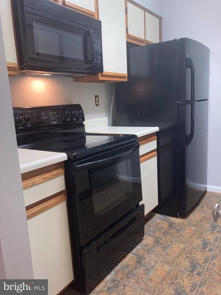 1117 Castle Harbour Way #2D - Photo 7 of 40