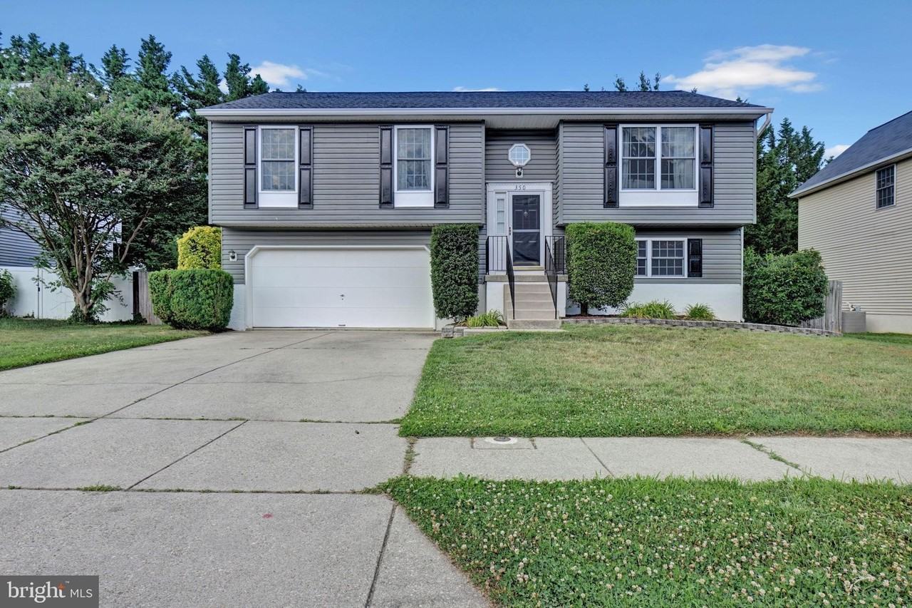 350 Long Meadow Way - Photo 2 of 28