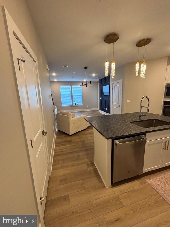 2506 W Peninsula Dr #301A - Photo 5 of 12