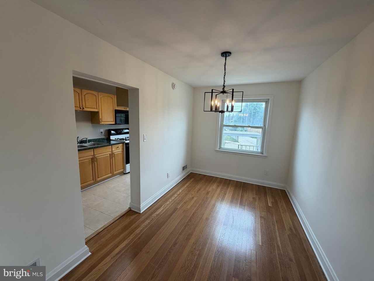 647 Dunwich Way - Photo 5 of 19