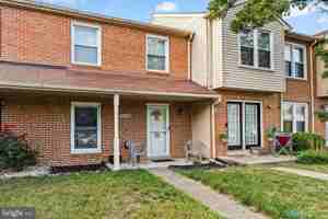 featured image of 3218 Westdale Ct