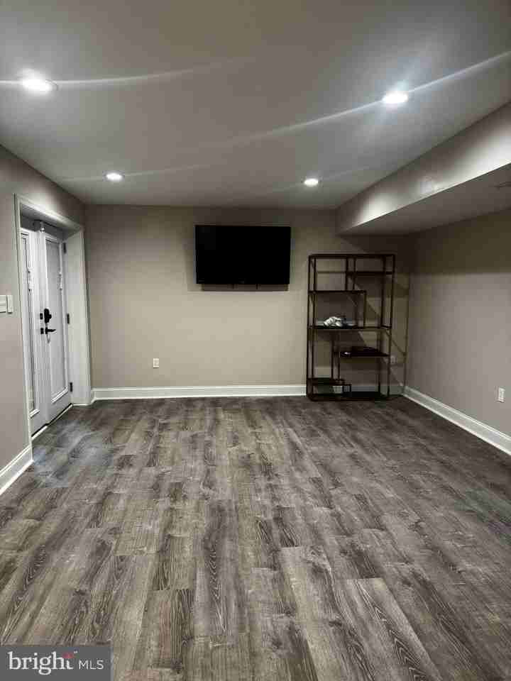 7656 Kindler Rd - Photo 6 of 18