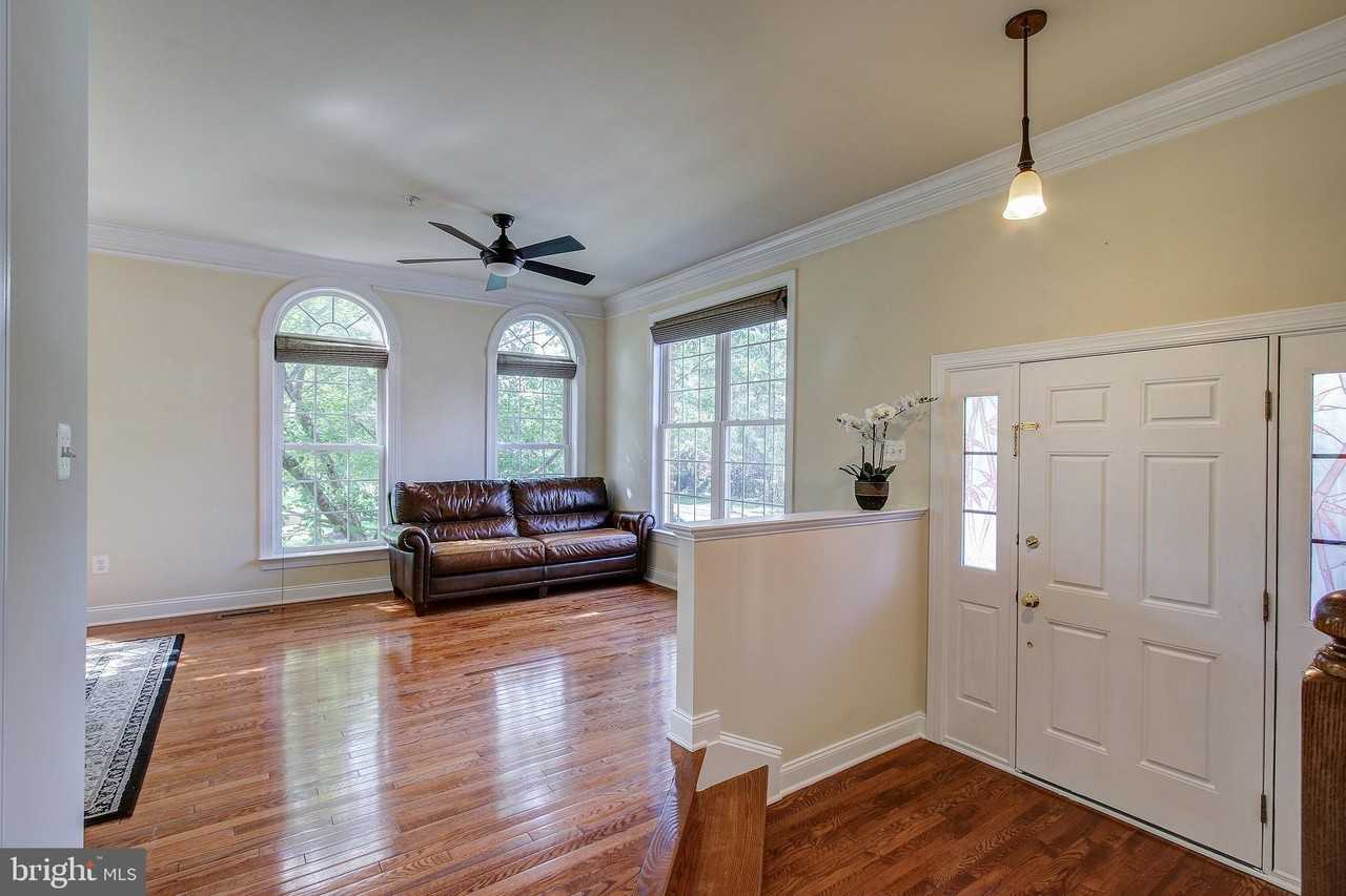22100 Fair Garden Ln - Photo 6 of 34