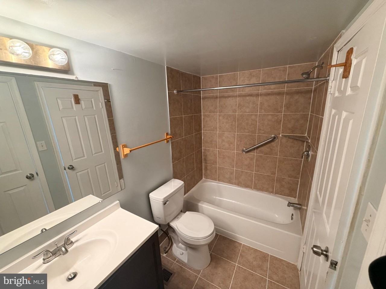 6907 Storch Cir - Photo 5 of 7
