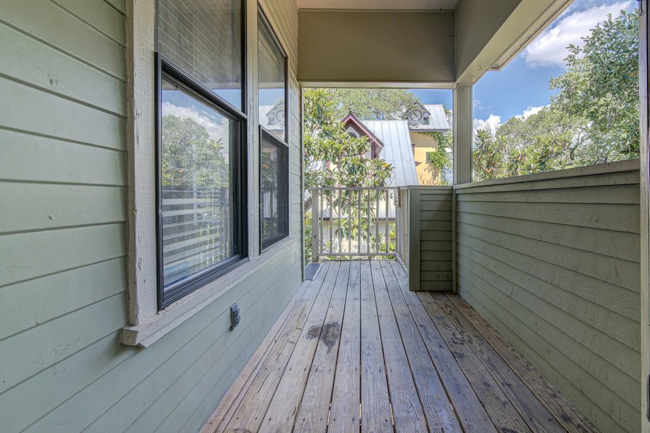 311 W Mary St #B - Photo 5 of 23