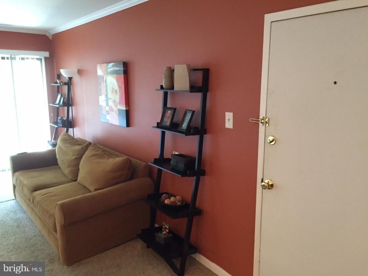 10106 Campus Way S #302 - Photo 3 of 8
