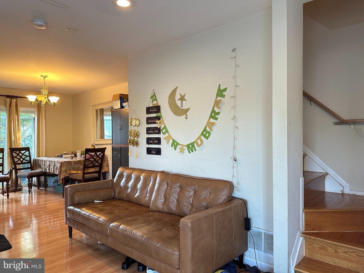 196 Jonathon Dayton Ct - Photo 2 of 5