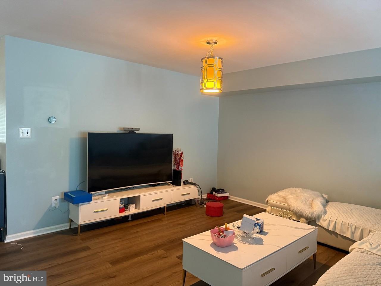 4 Kensington Ct - Photo 5 of 32