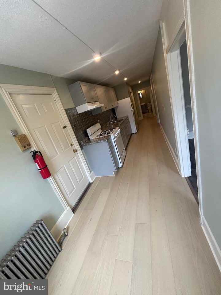 49 N Main St #3 - Photo 4 of 14