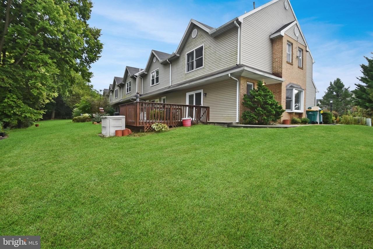 307 Jonathan Ct - Photo 4 of 25