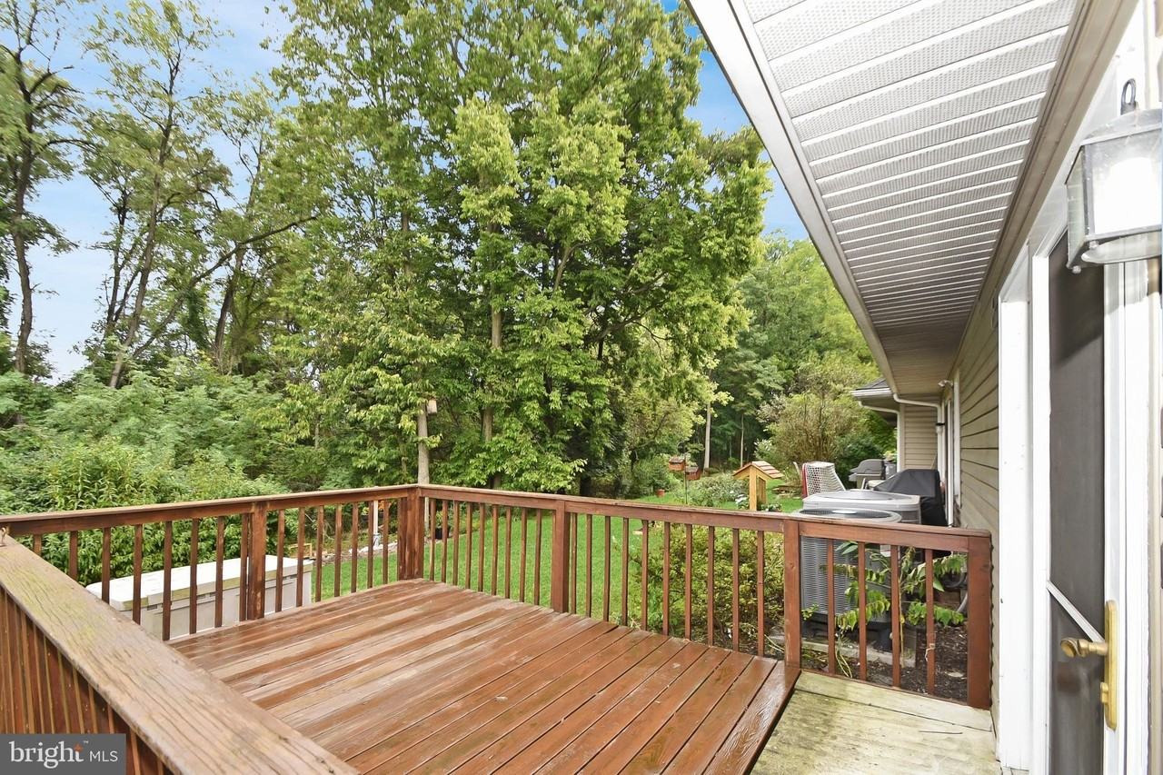 307 Jonathan Ct - Photo 5 of 25