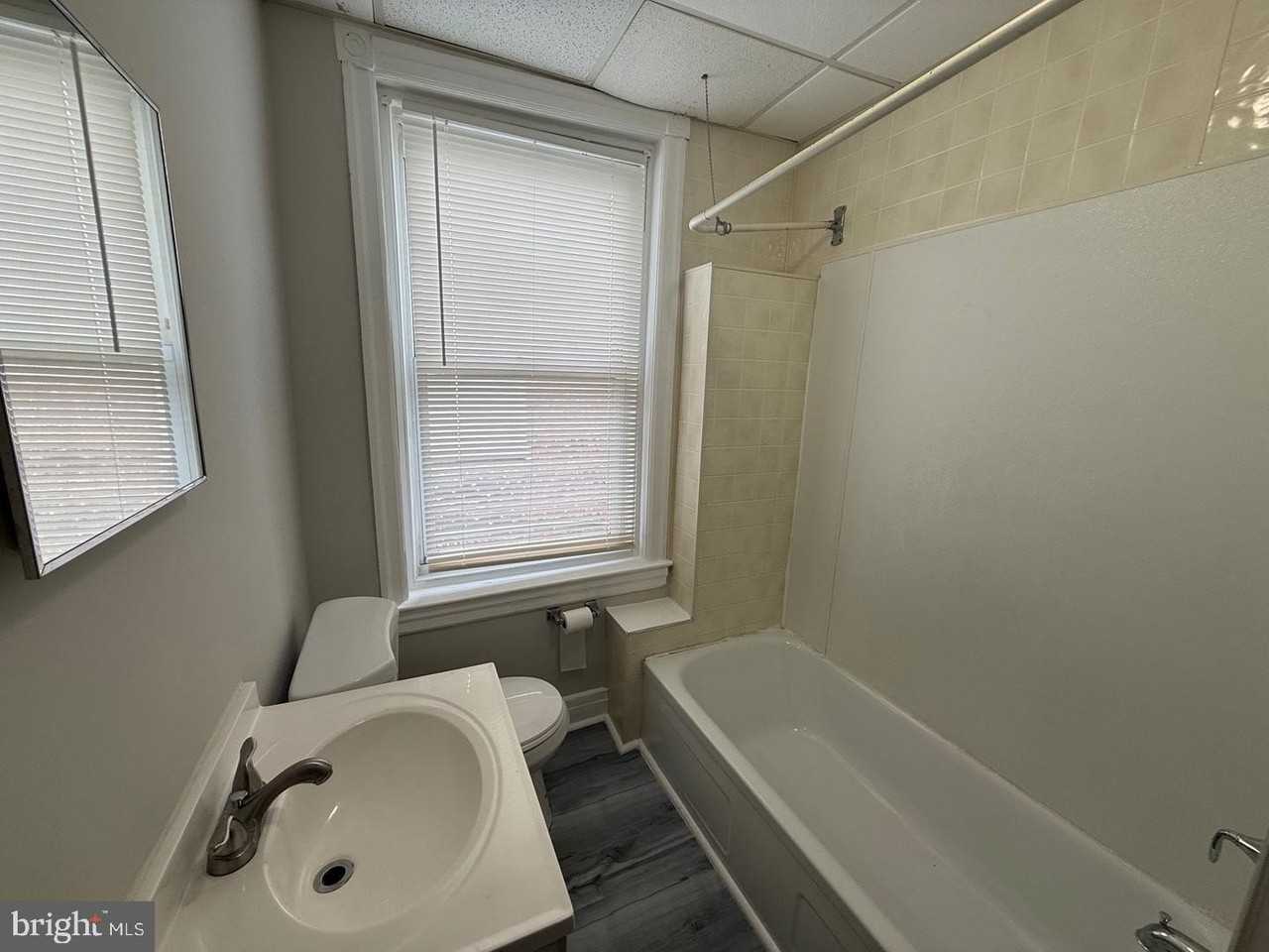 5734 Vandike St #2ndFL - Photo 5 of 12