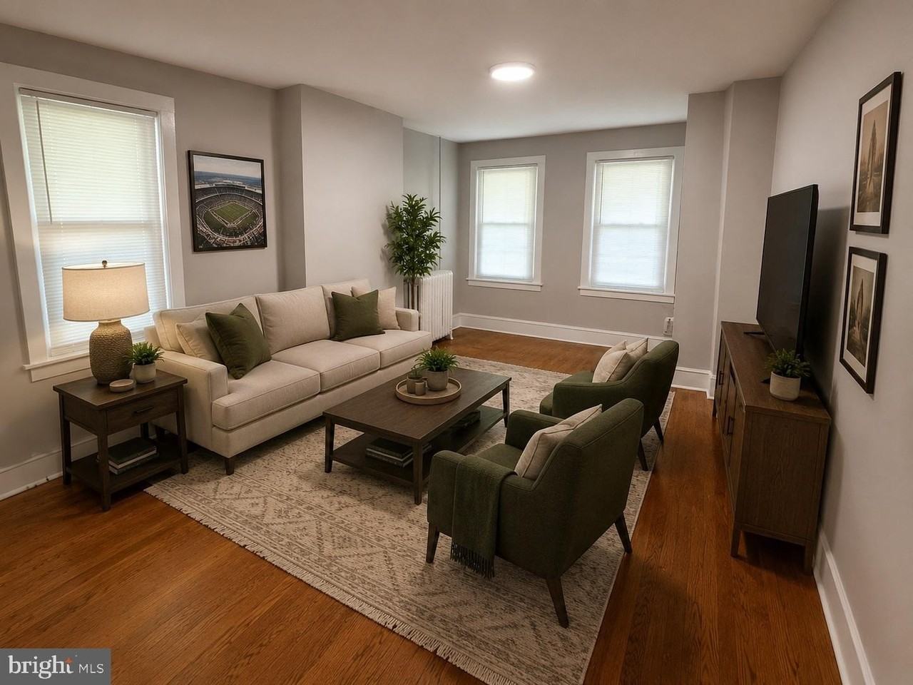 6402 Oxford Ave - Photo 4 of 10