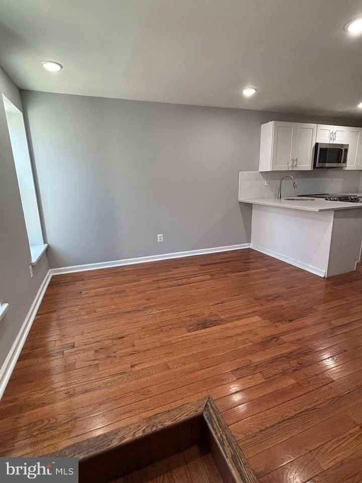 2231 Fernon St - Photo 2 of 26