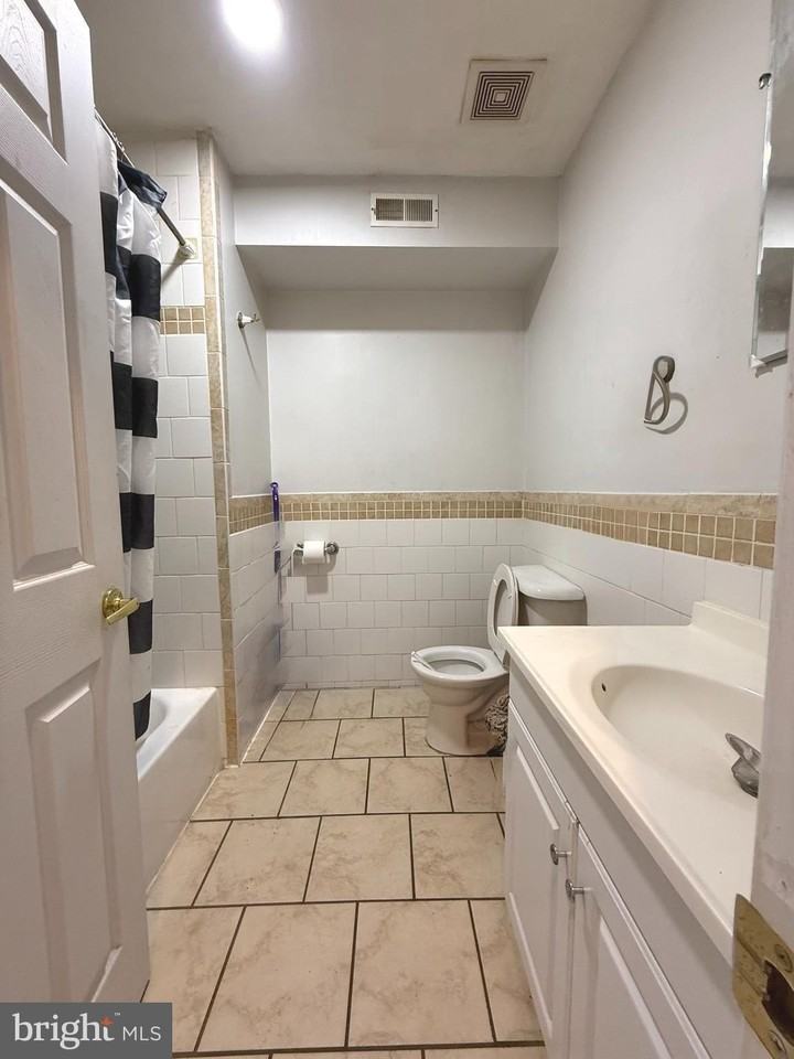826 Washington Ave - Photo 7 of 8