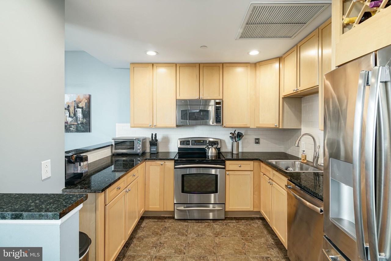 111 S 15th St #P306 - Photo 2 of 35