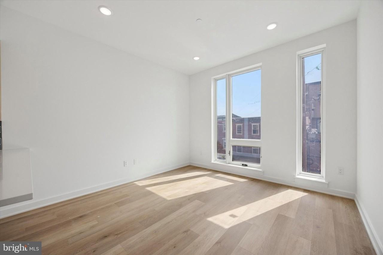 2020 Frankford Ave #306 - Photo 4 of 14