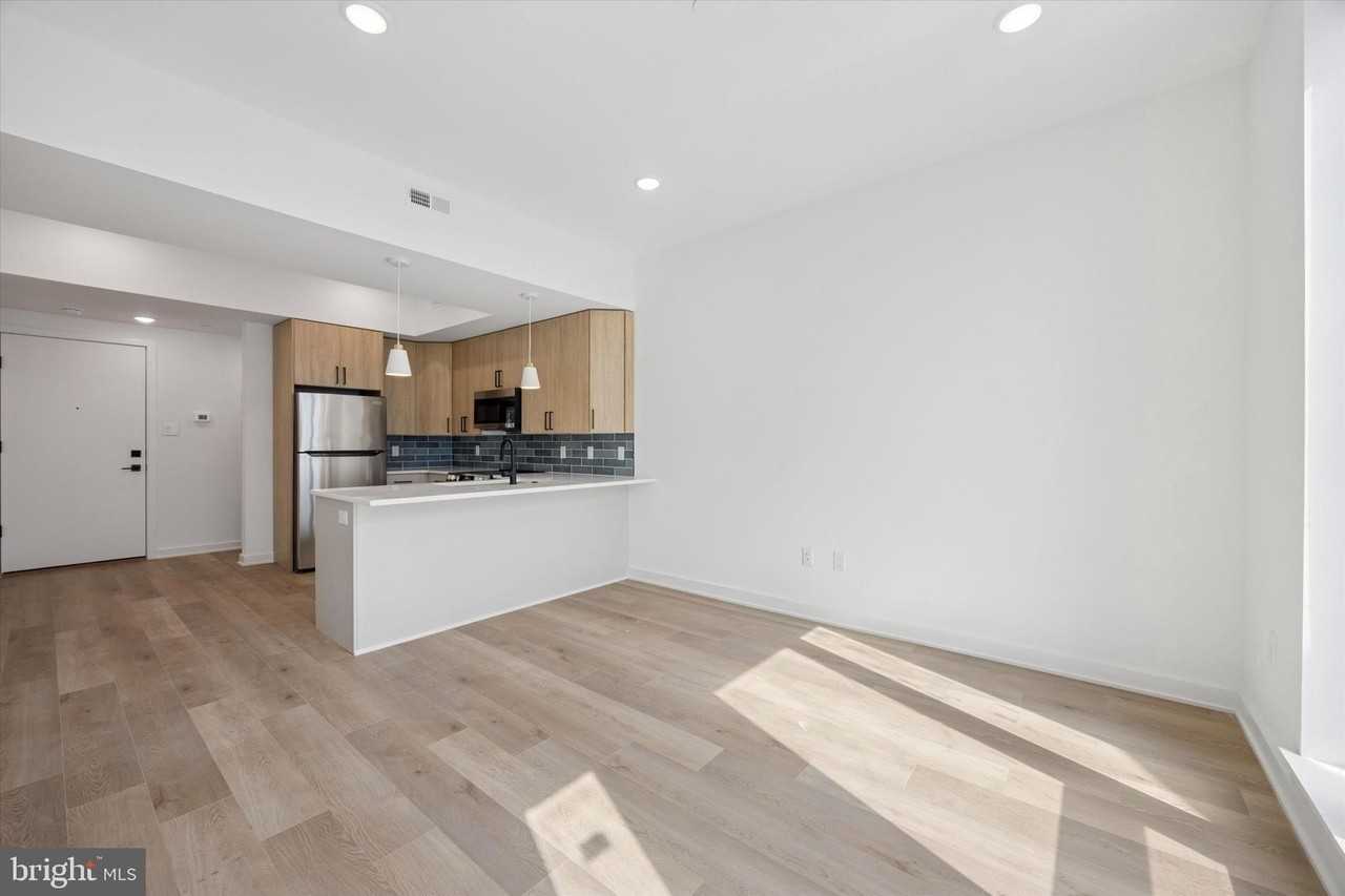 2020 Frankford Ave #306 - Photo 6 of 14